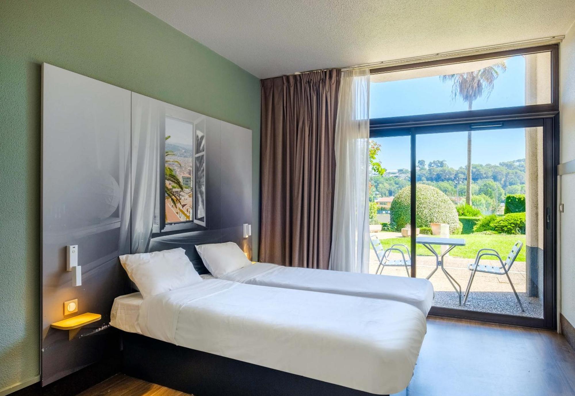 B&B Hotel Villeneuve Loubet Village Esterno foto