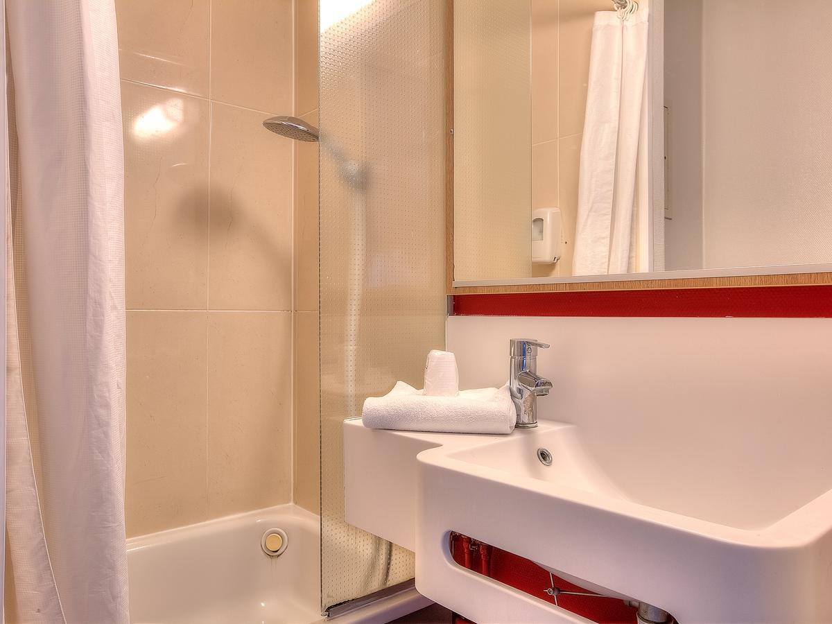 B&B Hotel Villeneuve Loubet Village Esterno foto